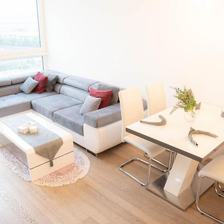 Restify10 - Skyline View - Fitness - Garge - Modern Apartment Vienna Luaran gambar