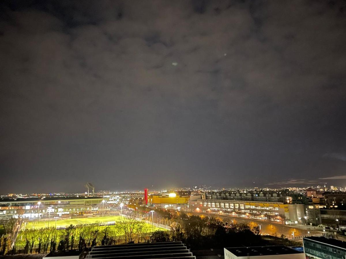 Restify10 - Skyline View - Fitness - Garge - Modern Apartment Vienna Luaran gambar