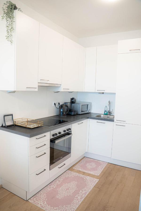Restify10 - Skyline View - Fitness - Garge - Modern Apartment Vienna Luaran gambar